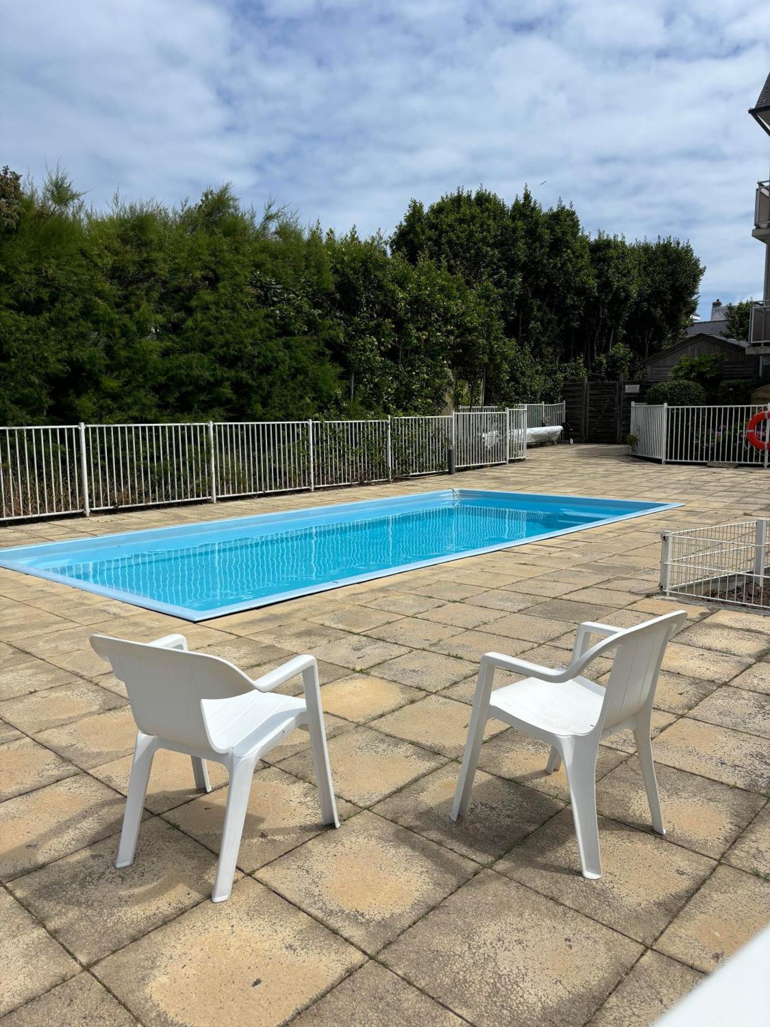 Appartement Studio 4 Personnes Dans Residence Avec Piscine Quiberon Extérieur photo